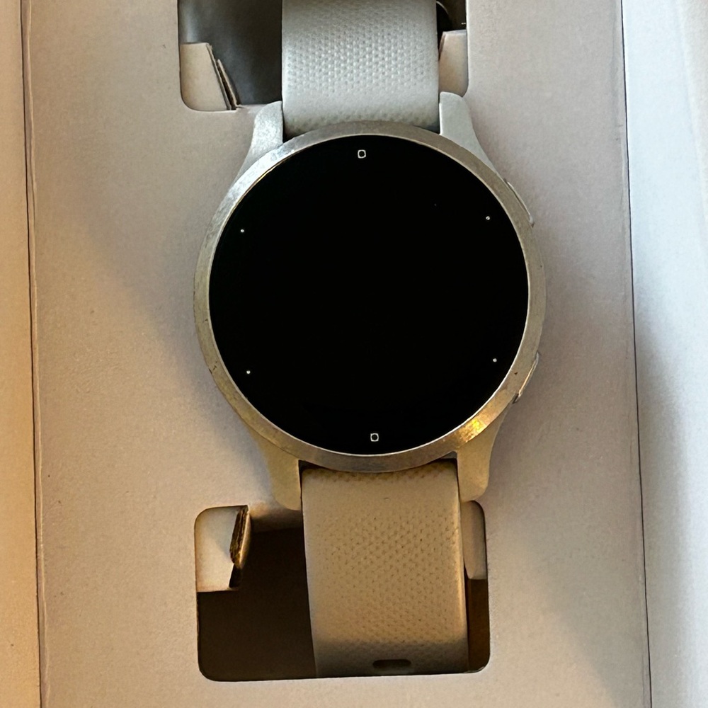 Garmin Silver Smartwatch Venu 2s